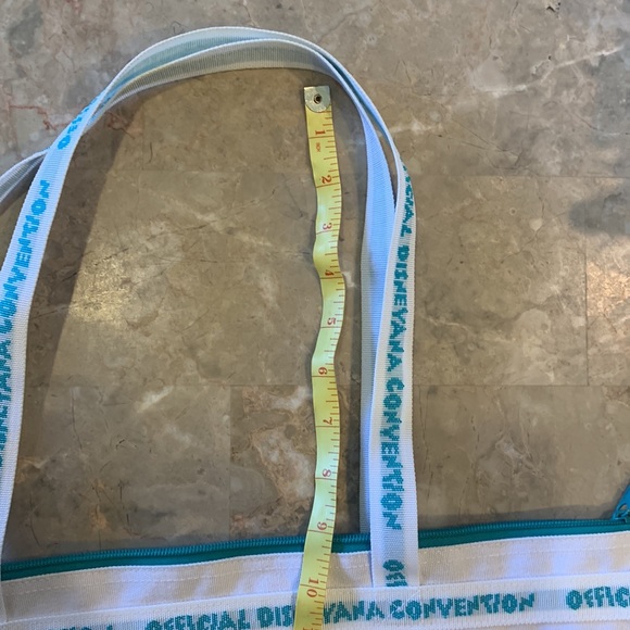 Official Disneyana Convention 2000 It’s A Small World Canvas Bag - Picture 6 of 8